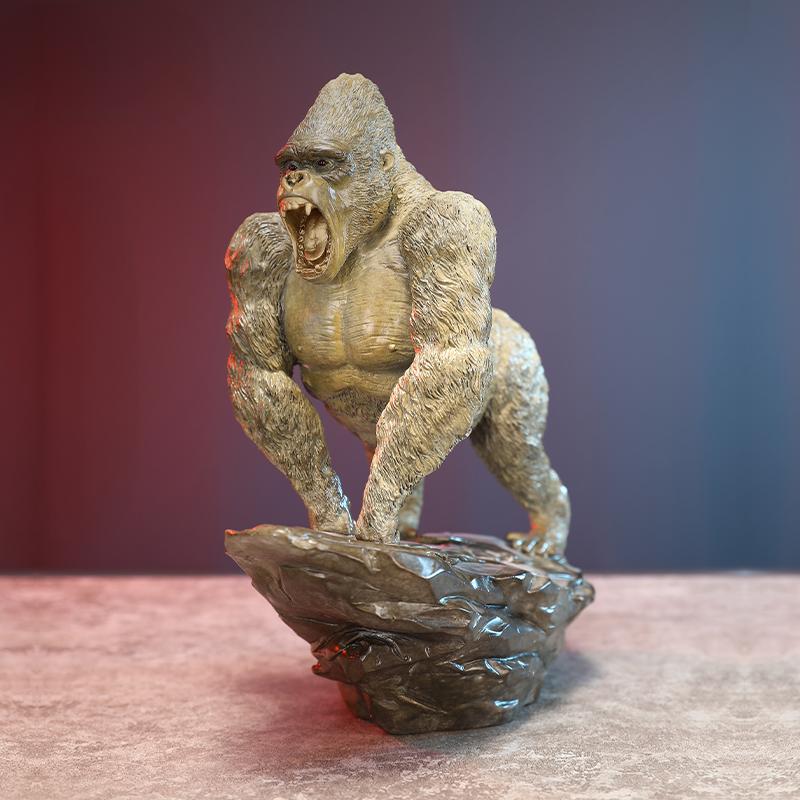 King Kong Copper Ornament --Luxury gift & home decoration